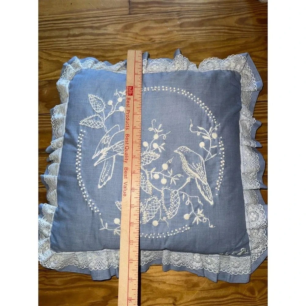 Olde Mill‎ Candlewicking Pillow Blue Birds Williamsburg blue grandmacore lace